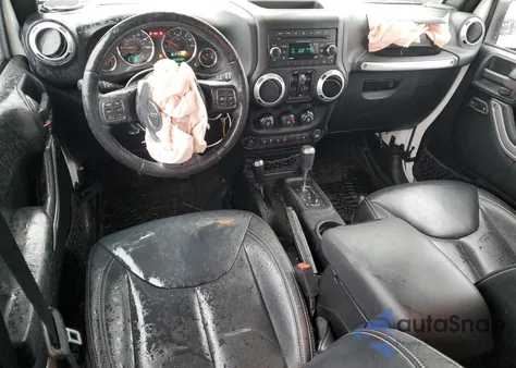 2015 Jeep Wrangler Unlimited Sahara из США, поврежденный, VIN 1C4BJWEG1FL546313